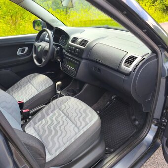 Škoda Fabia 1.4 16V 63kw, poctivých 257tkm, klima - 9