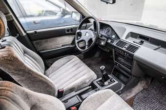 Honda Accord 1988 2.0i, 103 tis km, bez koroze - 9