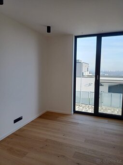 Pokládka podlah, dlažby, obkladů - 9