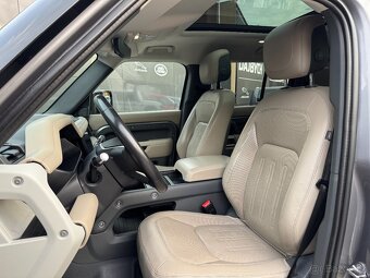 Land Rover Defender D300 110 HSE AWD AT ČR DPH - 9