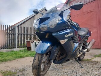 Kawasaki ZZR 1400 - 9