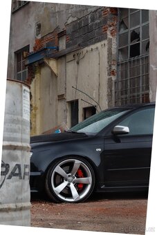 Audi RS4 avant b7 - 9