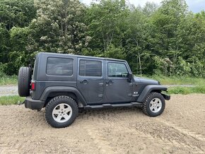 Jeep Wrangler Unlimited X 3.8L benzin Manuál. - 9