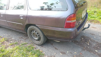 Sleva na 6000 Kč - Ford Mondeo Combi Mk2 2.0 16V 96kW - 9