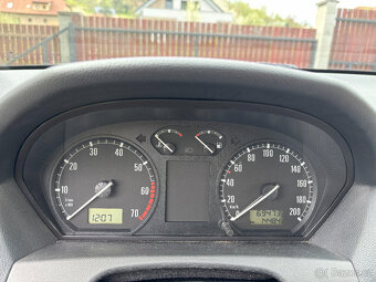 Fabia 1,4 50kW 69 000km CZ - 9