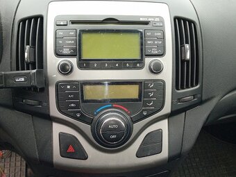 Prodám spolehlivé auto Hyundai I30 - 9