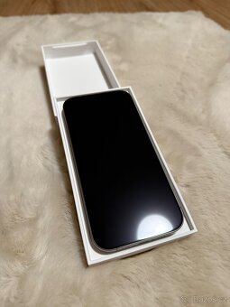 IPhone 16 pro 256gb - 9