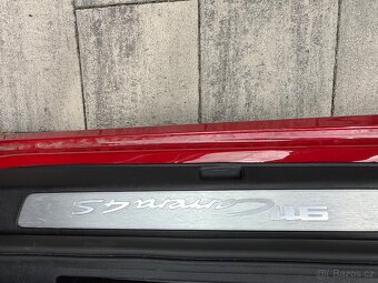 Porsche 911 carrera 4S - 9
