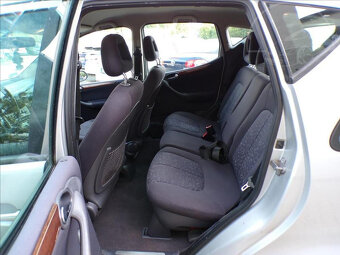 Mercedes-Benz I 1,6 AUTOMAT,ELEGANCE - 9