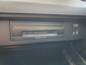 ŠKODA OCTAVIA 3 1.4Tsi facelift - 9