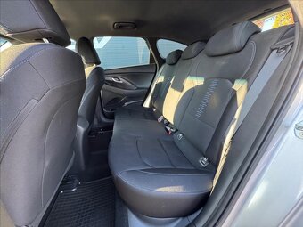 Hyundai i30 1,4 (2018) - 9