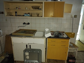 Vše musí z domu pryč - 9