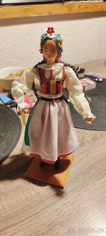 Sběratelské krojonove panenky - 9