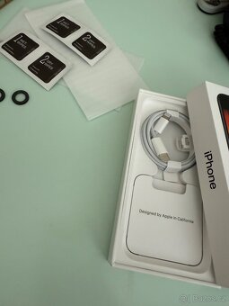 Iphone 14 256 GB s přislušenstvím - 9