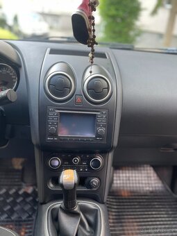Nissan Quasqai 1.6 benzin 2011 - 9
