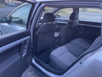 Opel Vectra combi 1.9CDI 16V - Nové STK a ROZVODY - 9