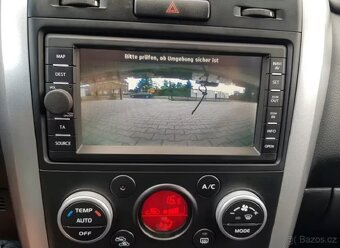 Suzuki Grand Vitara 2.4i Comfort benzín 124kw - 9