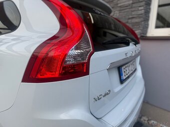 Volvo XC60 D4 2015 - 9