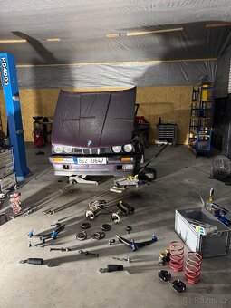BMW e30 touring m40 samosvor - 9