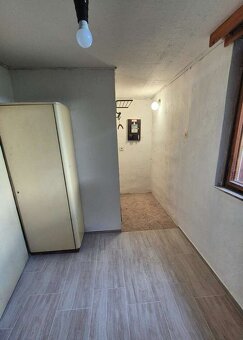 Pronájem chata Radostice u Trocnova (Borovany)- zděná u lesa - 9