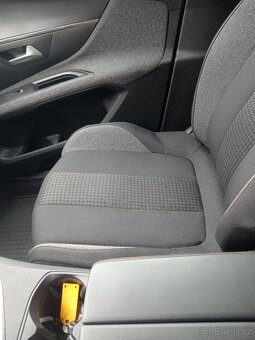 Prodám Peugeot 5008 1.5 AdBlue dnes za 350 000 - 9