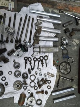 Motory a díly Stadion - 9