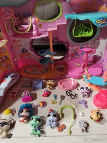 Littlest petshop lps sada,velký domeček, zvířátka a doplňky - 9