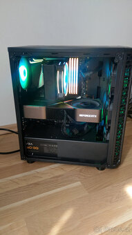 Herní PC: RTX 3090, I7 9700K, 32GB RAM, 1TB M.2, RGB - 9