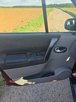 Renault Scenic - 9