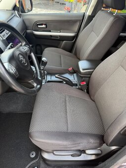 Suzuki Grand Vitara 2.4 benzin facelift 2010 4x4 bez koroze - 9