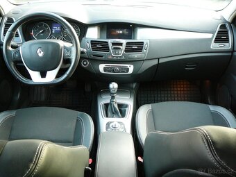 Renault Laguna 2.2 Dci 110kW - 9