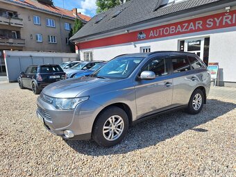 Mitsubishi Outlander 2.2 Di-d 110KW 4x4, Tažné, S.Kniha, ČR - 9