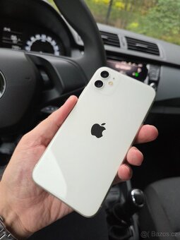 Apple iPhone 11 64GB White - baterie 88% - 9