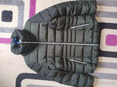 Zimní khaki prošívaná teplá bunda Lindex - 9