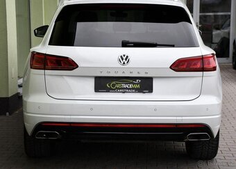 Volkswagen Touareg 3.0TDi R-LINE PANO TAŽNÉ AIR - 9