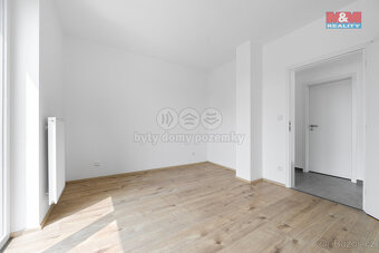 Pronájem bytu 3+kk, 79 m², Plzeň, ul. Safírová - 9