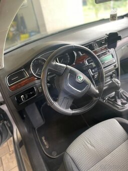 Škoda Superb II 1.8 TSI, r.v. 2009 – po servisu, pěkný stav - 9