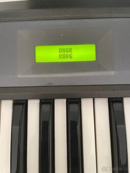Korg X5D - 9