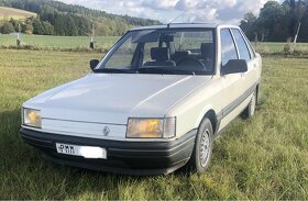 Prodám Renault R21, 1,7i, r.v. 1987,Stk do 8/25 - 9