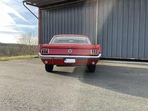 1964 Ford Mustang Coupe - 9