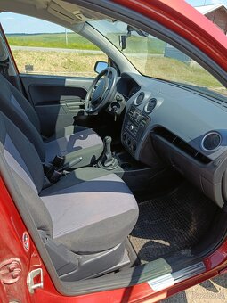 Ford Fusion 1.4i - 9