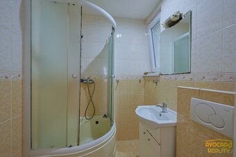 Prodej prostorného bytu 3+1 (93 m²) s vlastní zahrádkou - 9