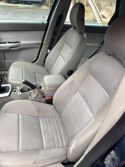Volvo V50 2.0 D - 9