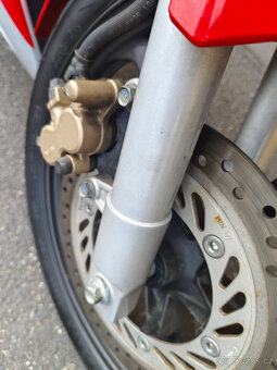 Prodám Motocykl Honda CBR125R r.v2006 10320tkm - 9