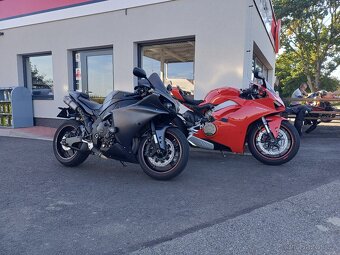 YAMAHA R1 - 2015 - 16.900km - 9