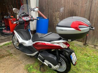 Piaggio beverly 300ie 3200km - 9