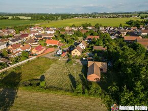 Prodej pozemku o výměře 1.060 m2, v obci Nová Ves I, 4 km od - 9