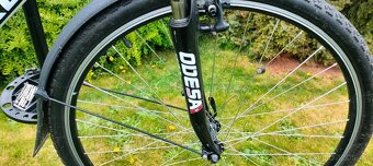 Prodám crossové kolo maxbike c200 rychlé jednání= sleva - 9