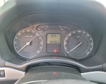 Škoda Octavia II 2.0TDI PD Ambiente Combi 103kw 2007 - 9
