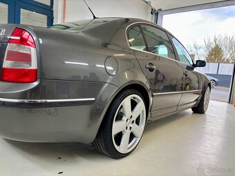 Škoda Superb 2.8 benzín. - 9
